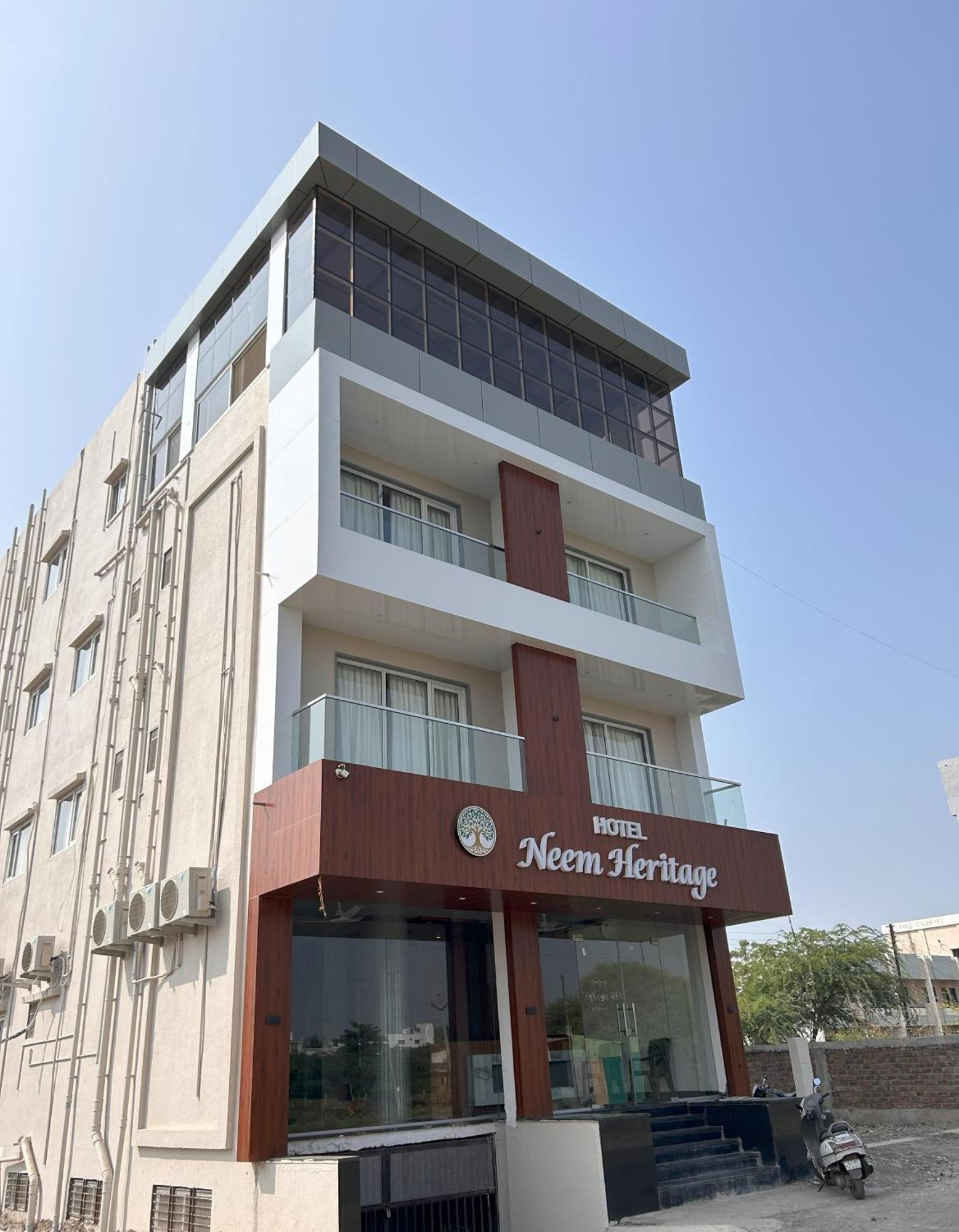 Hotel Neem Heritage Shirdi Eksteriør billede