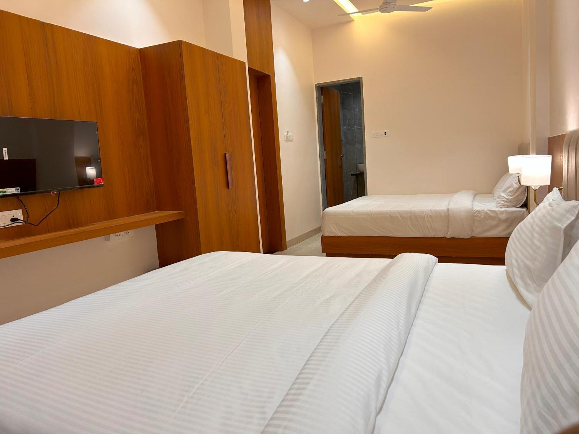 Hotel Neem Heritage Shirdi Eksteriør billede